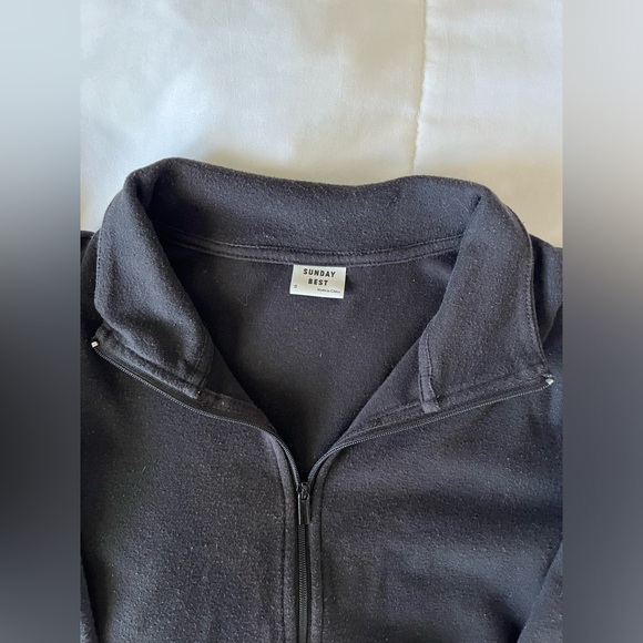 ARITZIA SUNDAY BEST 1/2 Zip Longsleeve - Picture 3 of 3